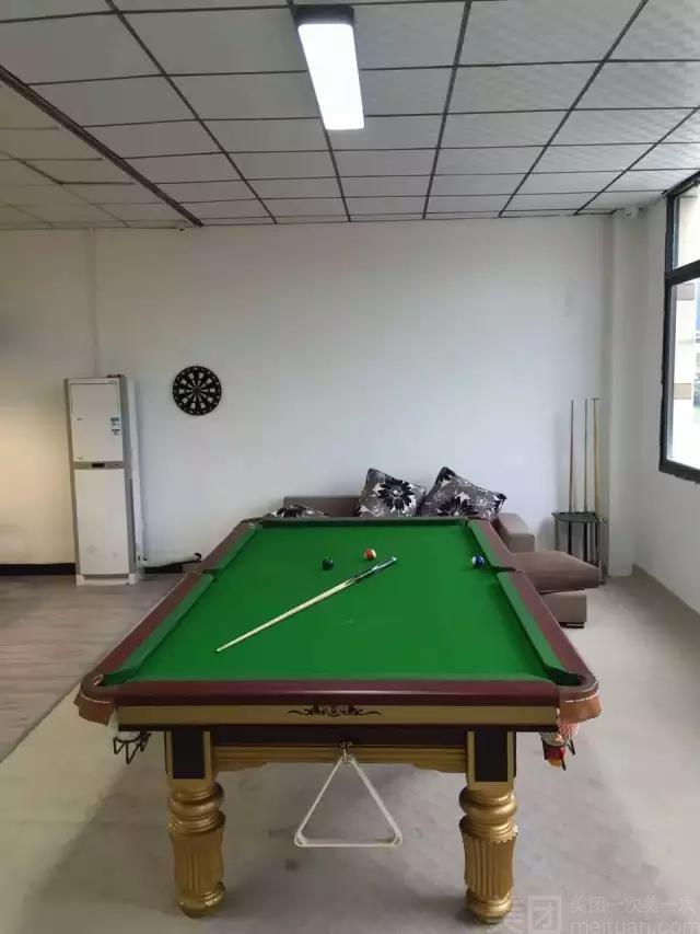 桌游休闲吧怎么样-桌游休闲吧：氛围超棒，游戏多样，工作人员友好，让你笑到肚子疼
